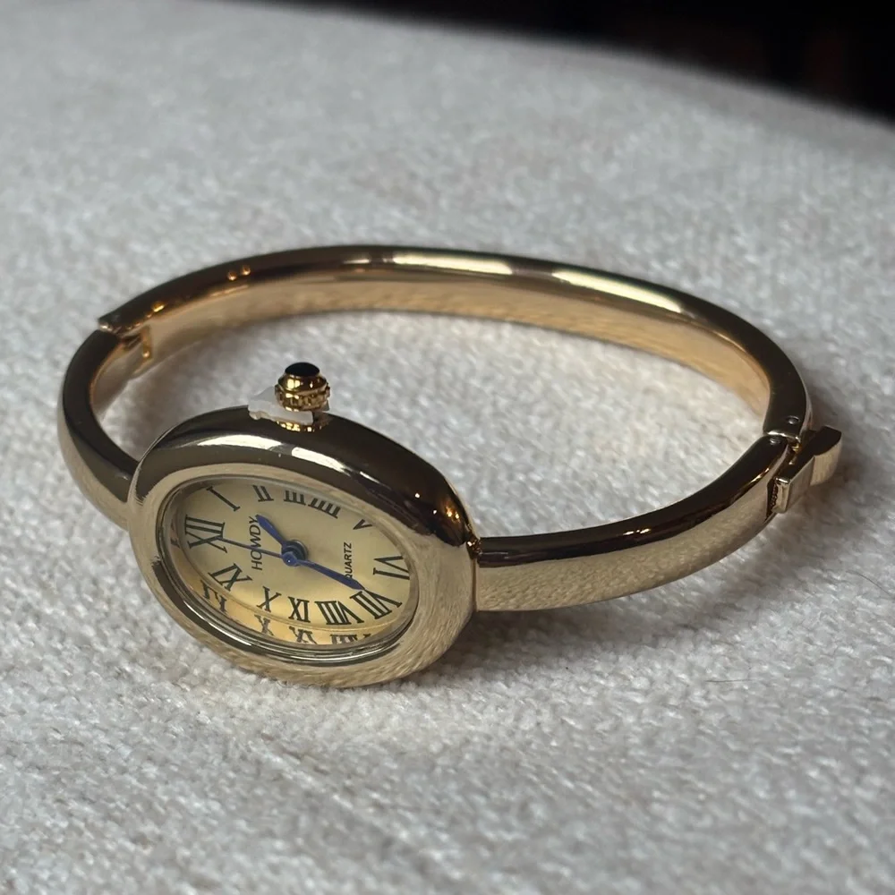 Retro Women's Watch Howdy - Picture 3 of 7
